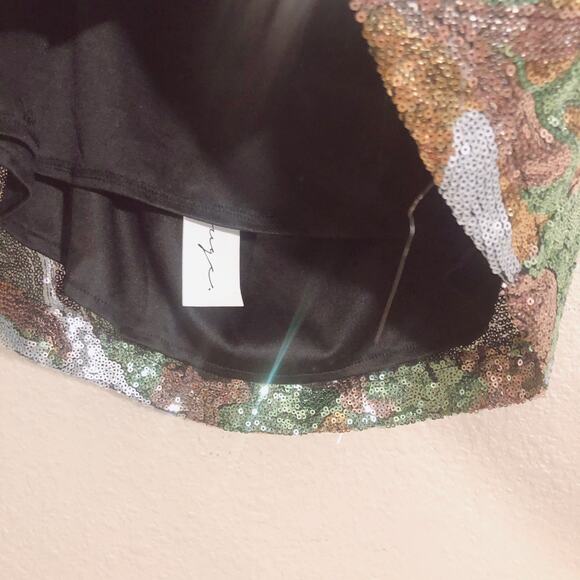 LF. Rouge Sequin Camo Camouflage Skirt Size 10 - Picture 4 of 6